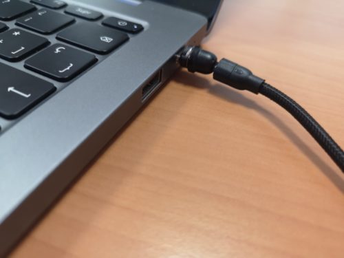 Cable cargador magnético 3 a 1 (Micro USB, tipo C y puerto iP) photo review